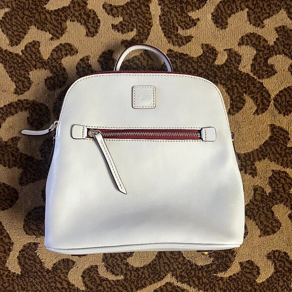 DOONEY & BOURKE White Pebble Grain Mini Backpack With Red Interior - Picture 1 of 3